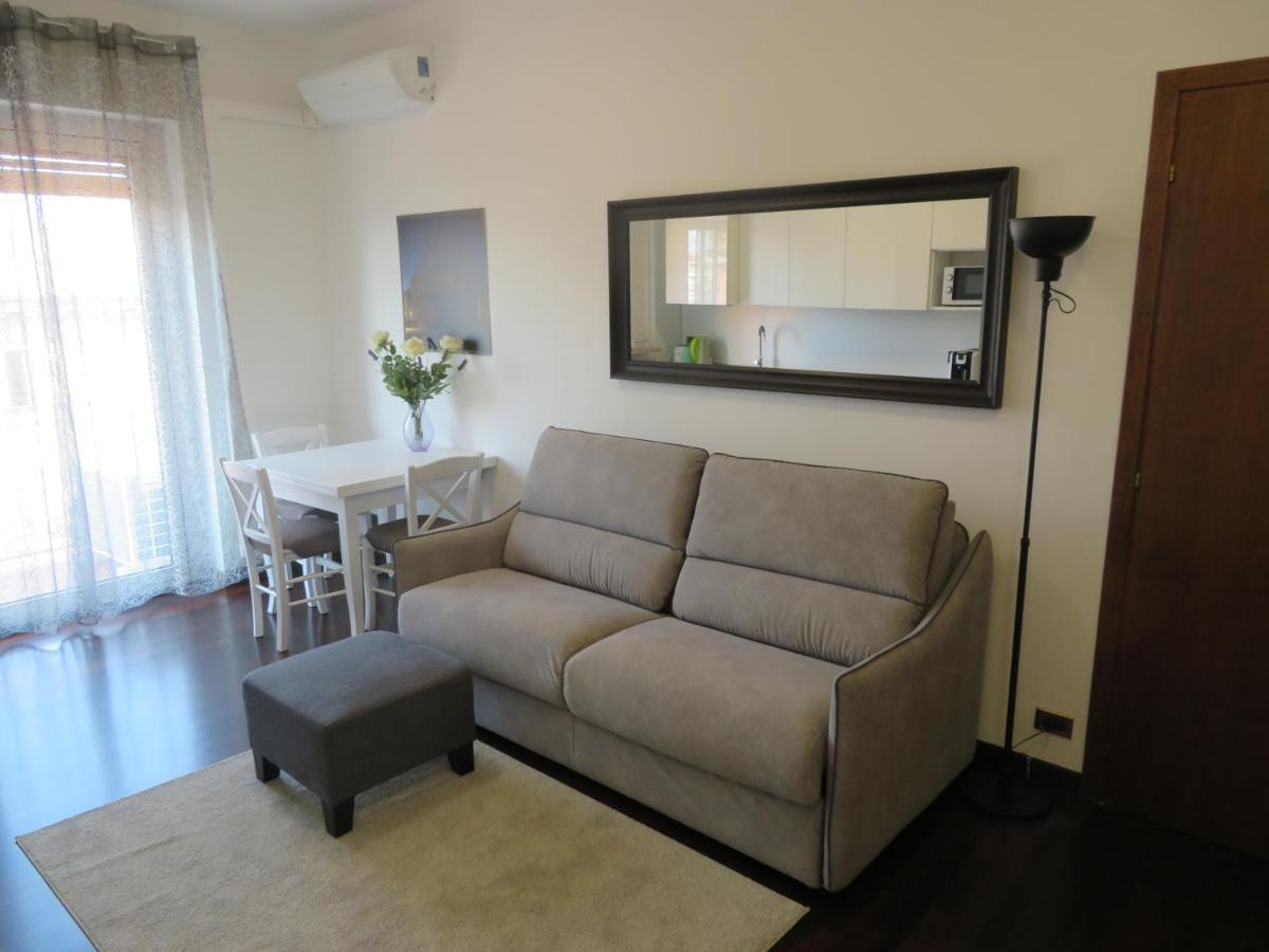 City39 "Residenze Del Cuore" เวโรนา ภายนอก รูปภาพ