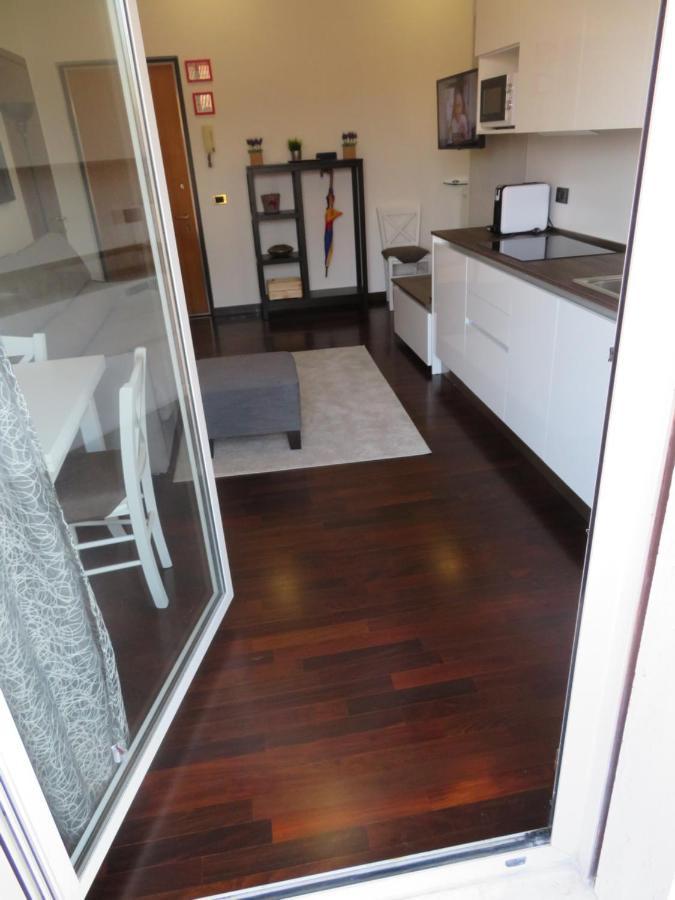 City39 "Residenze Del Cuore" เวโรนา ภายนอก รูปภาพ