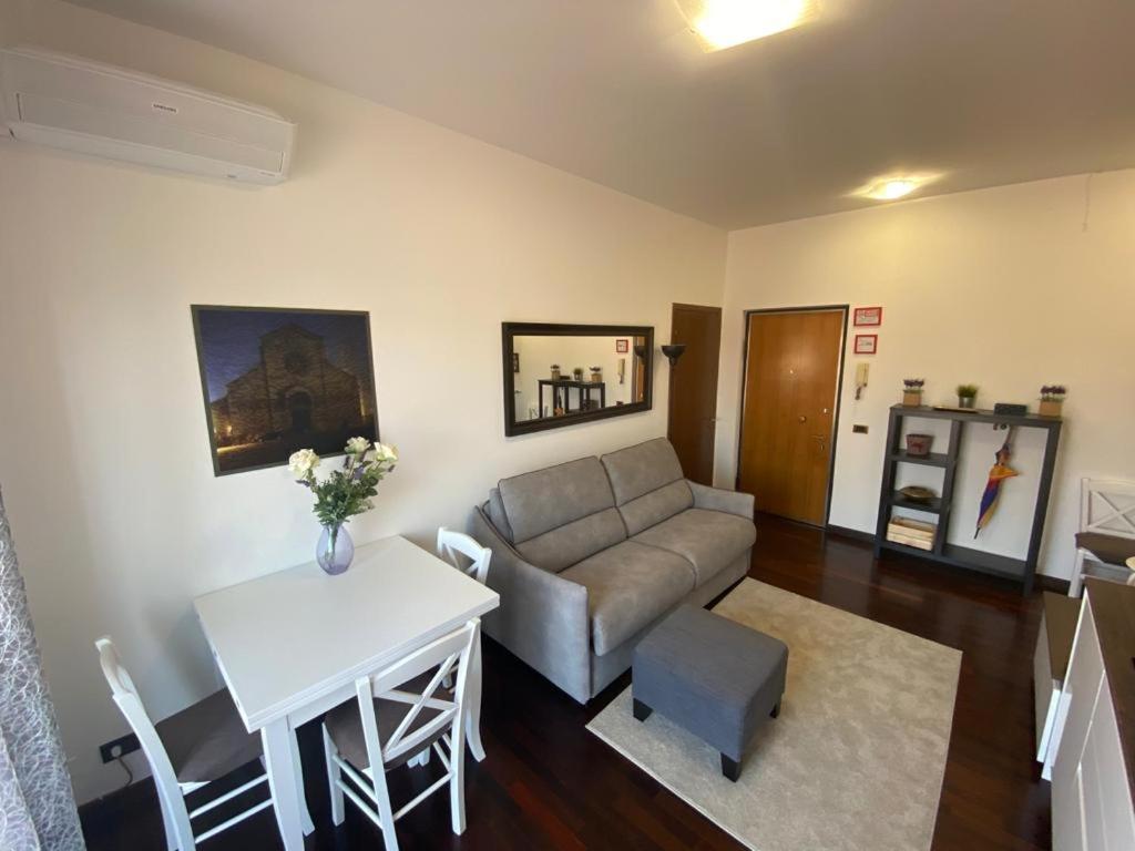 City39 "Residenze Del Cuore" เวโรนา ภายนอก รูปภาพ
